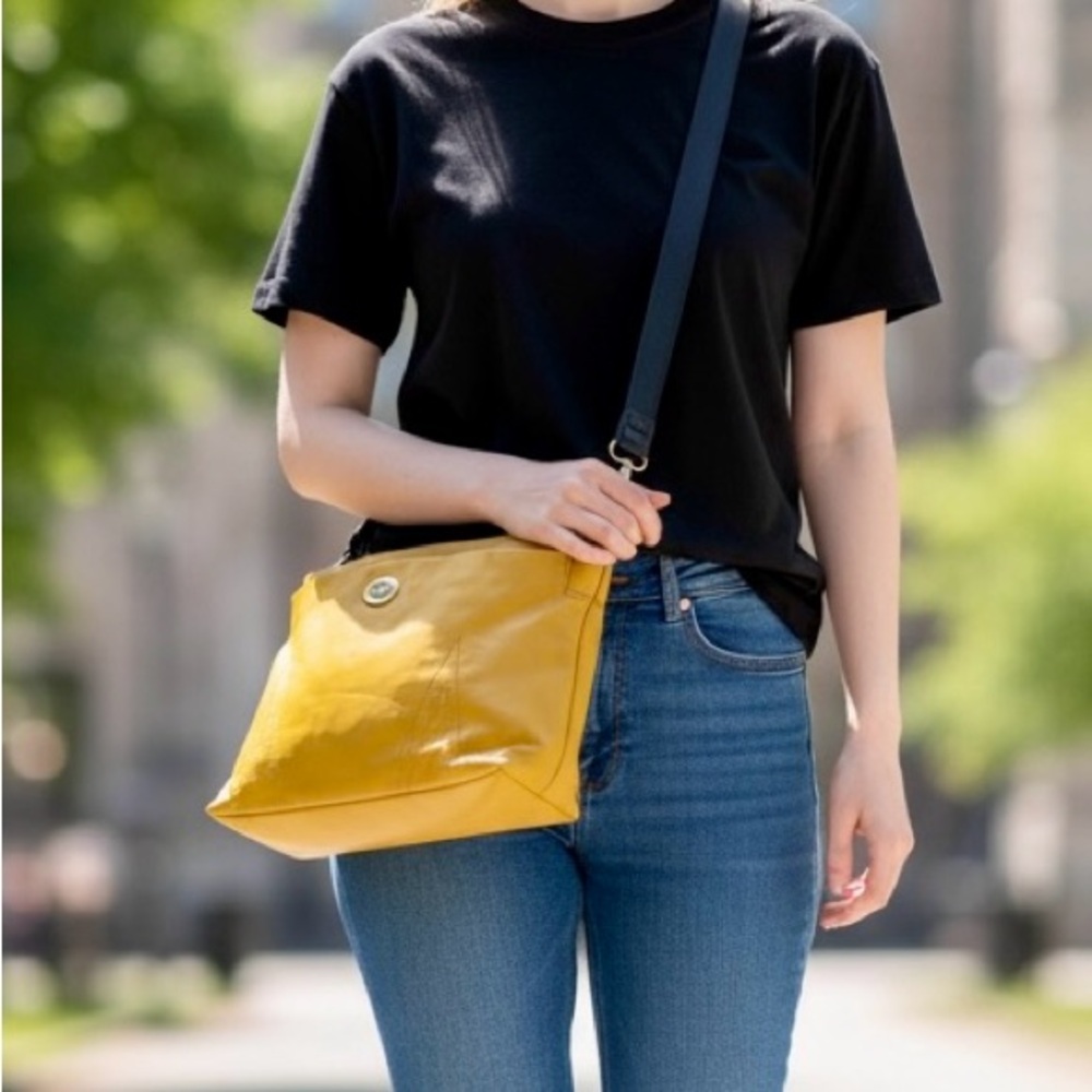 Vintage MIMO SACS Mustard Yellow Leather Crossbody Bag